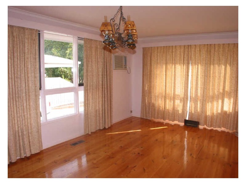 1/12 Rhoden Grove, Eumemmerring VIC 3177