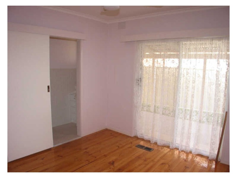 1/12 Rhoden Grove, Eumemmerring VIC 3177