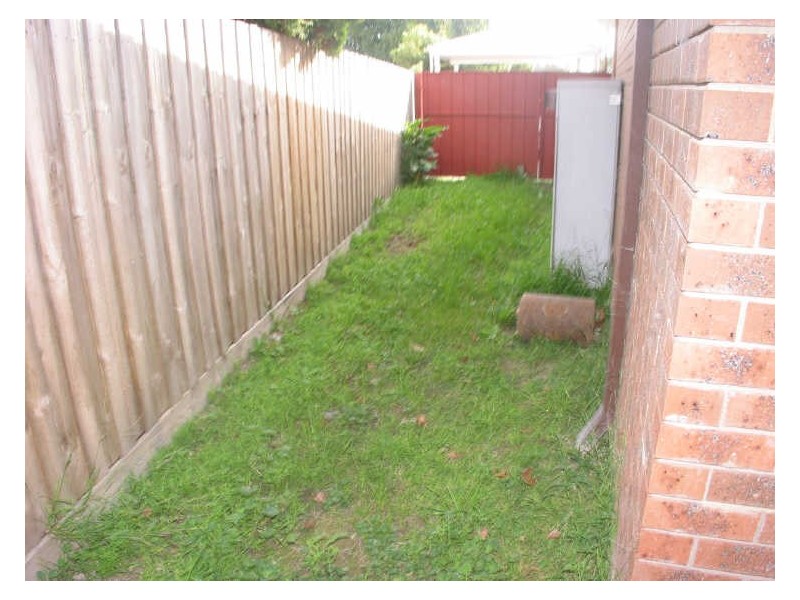 1/12 Rhoden Grove, Eumemmerring VIC 3177