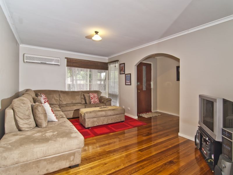 6 Paul Court, Endeavour Hills VIC 3802