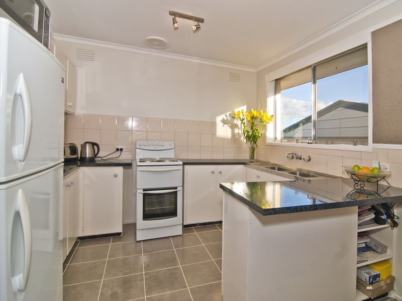 32 Kent Road, Narre Warren VIC 3805