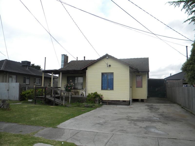21 Hughes Crescent, Dandenong North VIC 3175