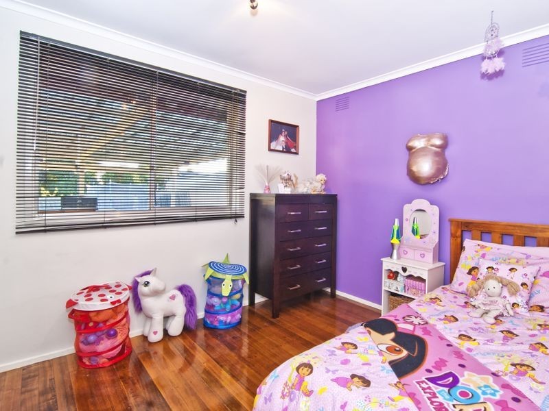 32 Kent Road, Narre Warren VIC 3805