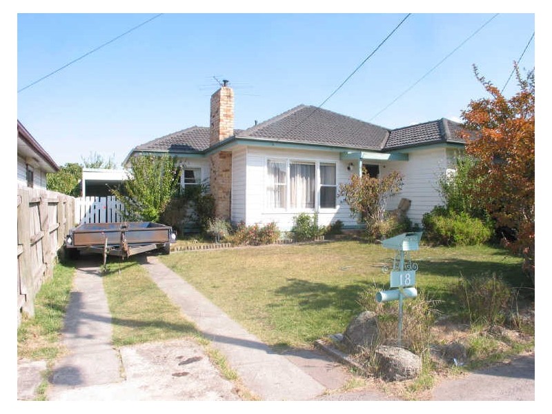 18 Roberta Street, Dandenong VIC 3175