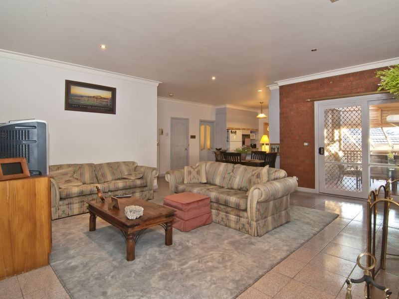 11 Moody Place, Endeavour Hills VIC 3802