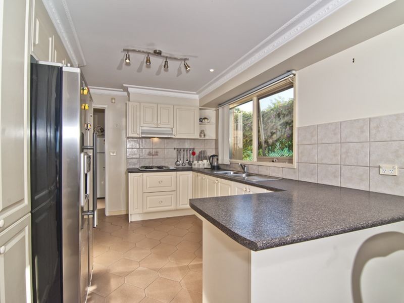 6 Norisha Court, Dandenong North VIC 3175