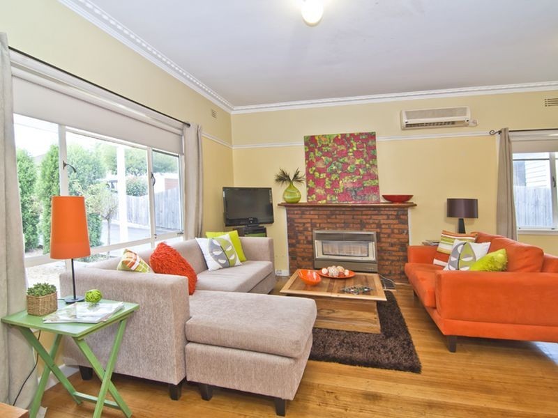 1/2 Jellicoe Street, Noble Park VIC 3174