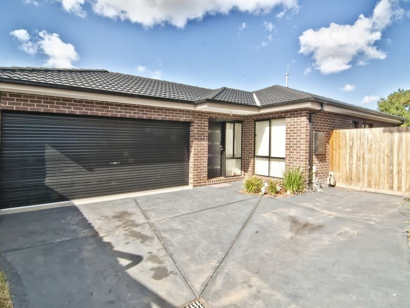2/12 Ash Grove, Dandenong VIC 3175