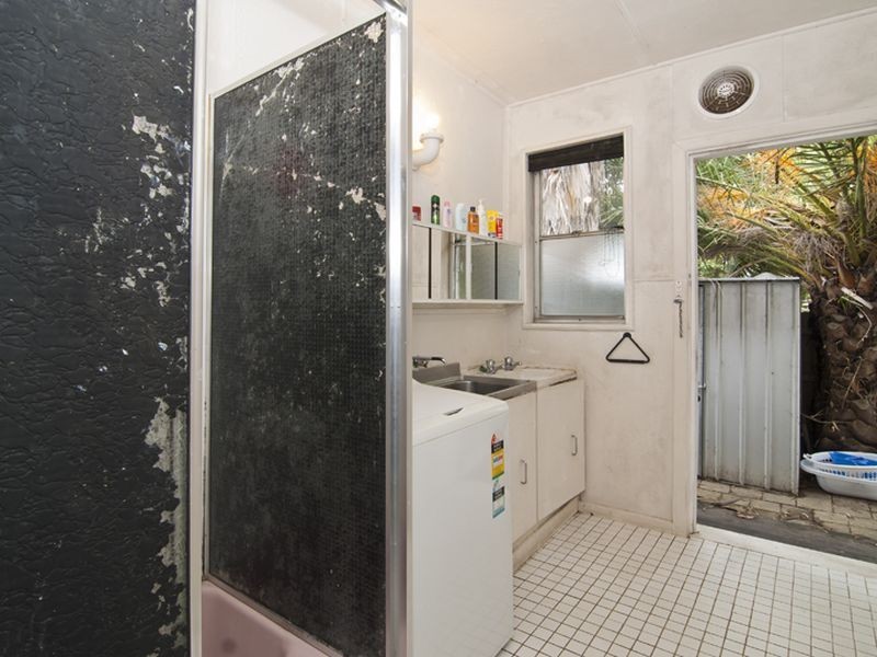 4/99 Cleeland Street, Dandenong VIC 3175