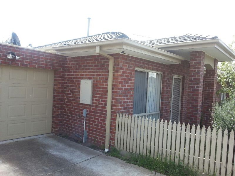 2B Gardiner Avenue, Dandenong North VIC 3175