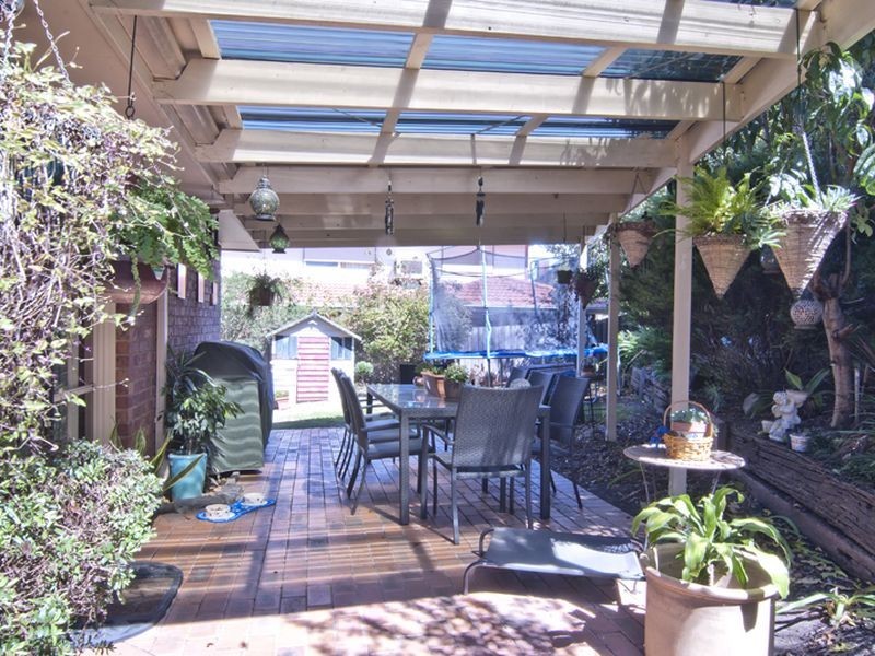 1 Lockley Close, Endeavour Hills VIC 3802