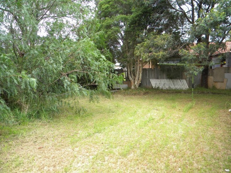 23 Axedale Crescent, Endeavour Hills VIC 3802