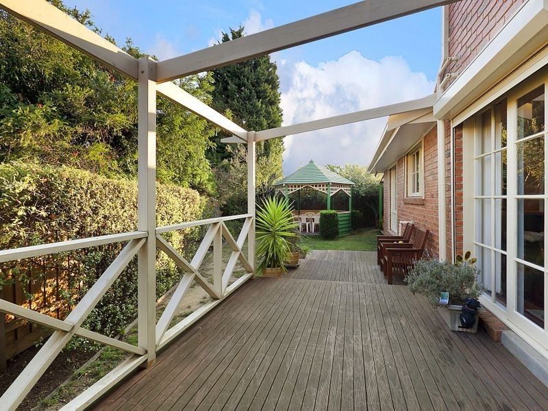 12 Wevlin Close, Endeavour Hills VIC 3802