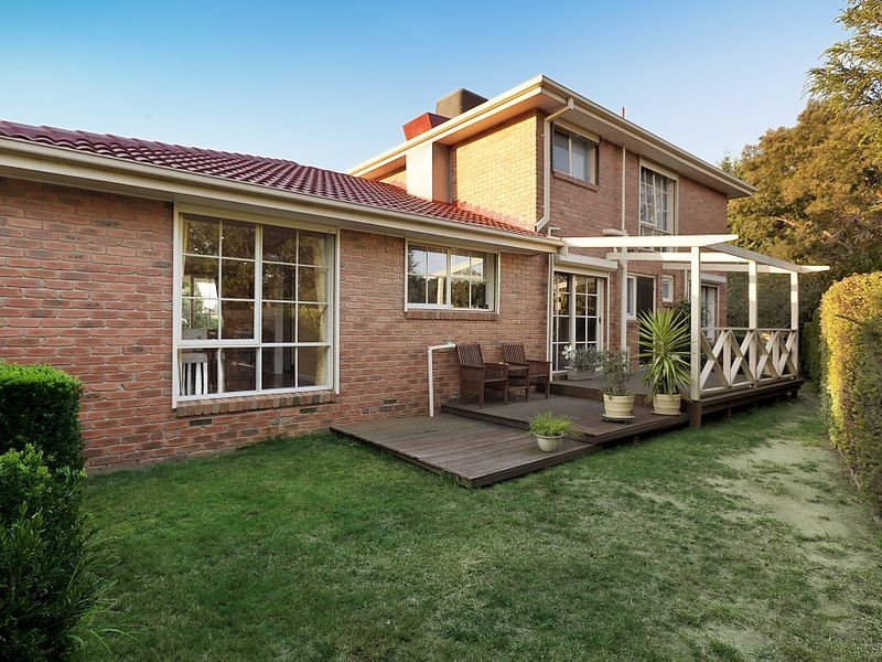 12 Wevlin Close, Endeavour Hills VIC 3802