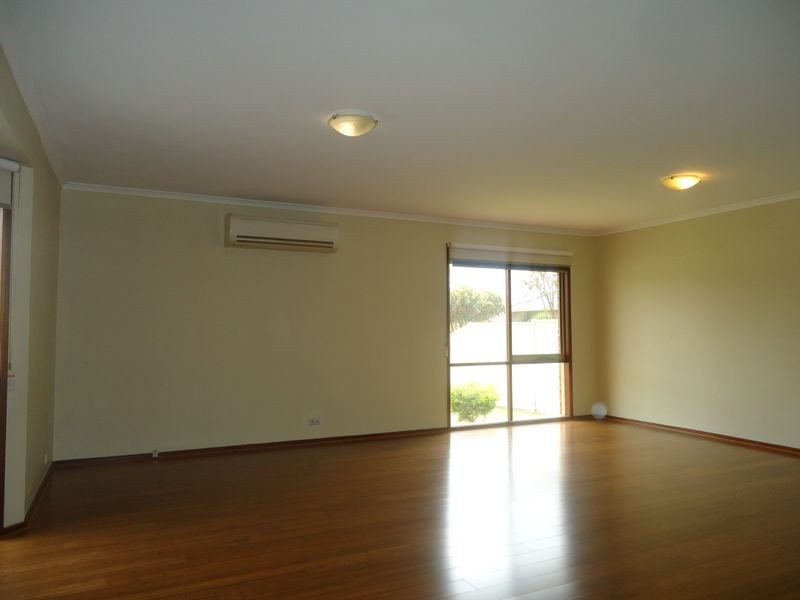 10 Fenton Court, Keysborough VIC 3173