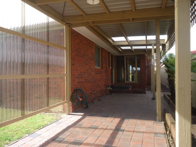 10 Fenton Court, Keysborough VIC 3173