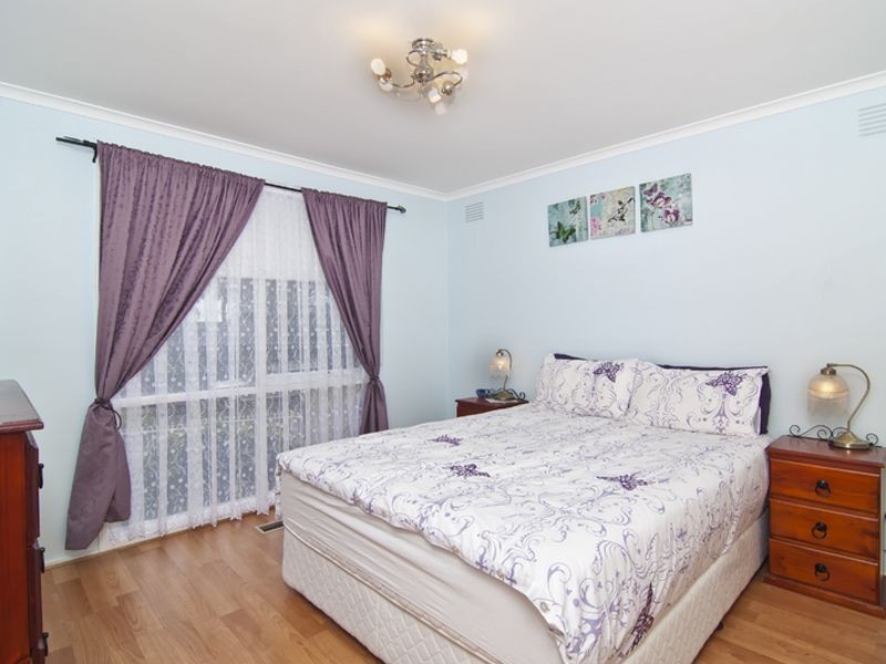 11 Bedford Court, Endeavour Hills VIC 3802