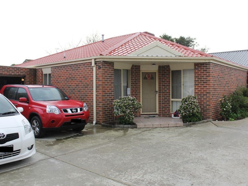 2/19 Janice Grove, Dandenong VIC 3175
