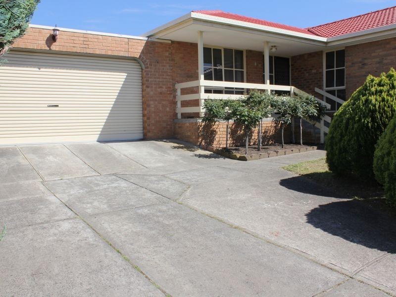 8 Kanumbra Court, Hallam VIC 3803