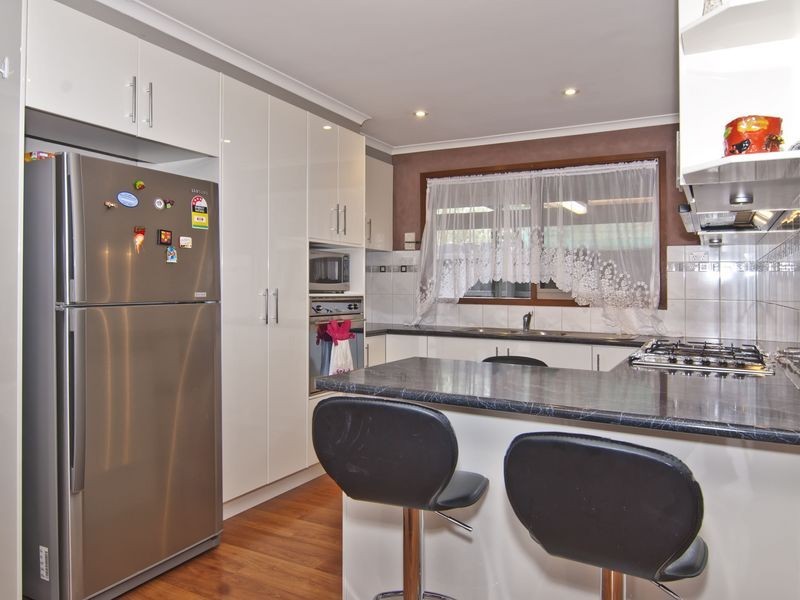 12 Simon Court, Hampton Park VIC 3976