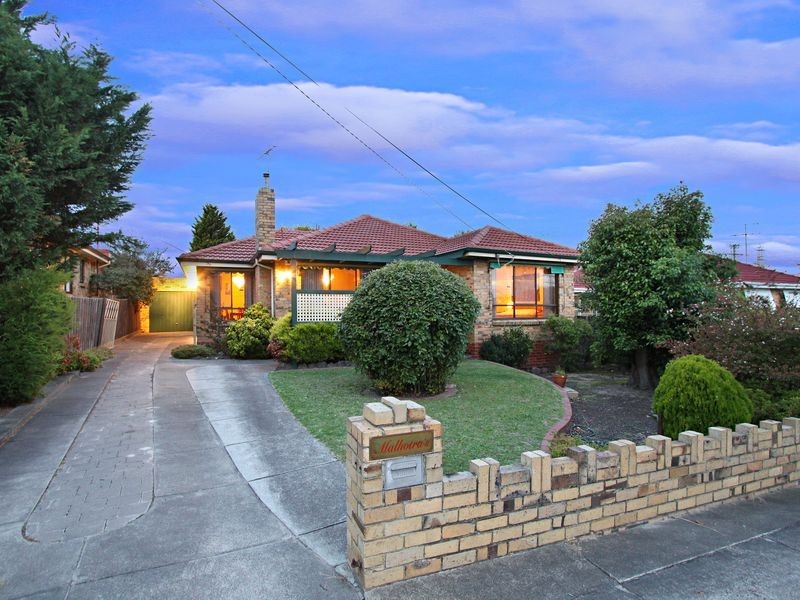 16 Robert Street, Chadstone VIC 3148