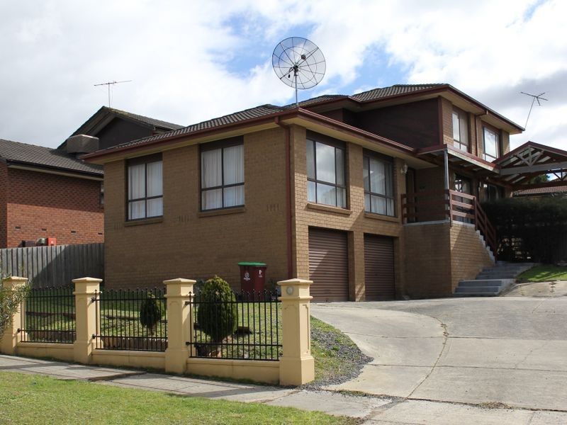 29 Thomas Mitchell Drive, Endeavour Hills VIC 3802