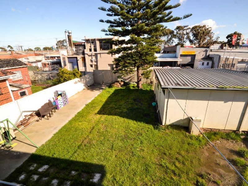 8 Edmond Street, Springvale VIC 3171