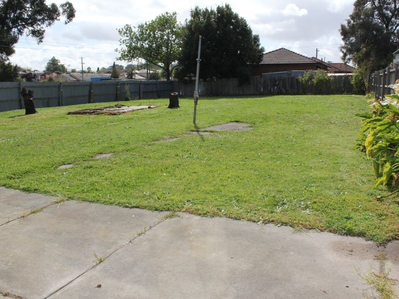 5 Benga Avenue, Dandenong VIC 3175