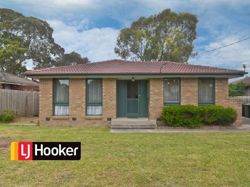 15 Floriana Avenue, Doveton VIC 3177