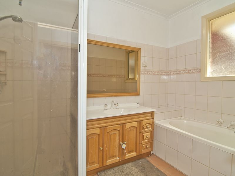 28 McLennan Street, Eumemmerring VIC 3177