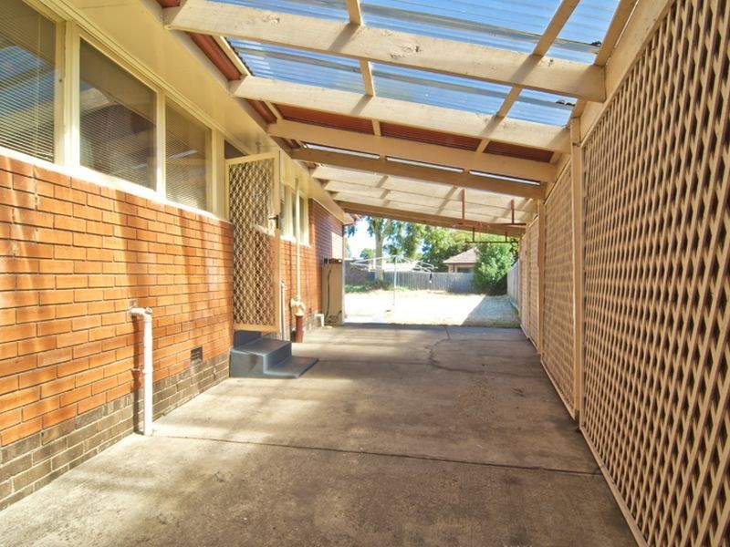 28 McLennan Street, Eumemmerring VIC 3177