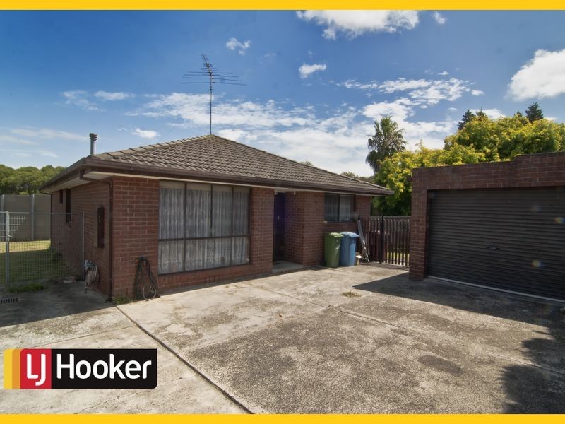 2/14 Dowell Court, Dandenong North VIC 3175