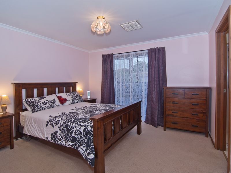 10 Furlong Court, Endeavour Hills VIC 3802