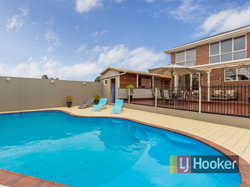4 Reynolds Court, Endeavour Hills VIC 3802