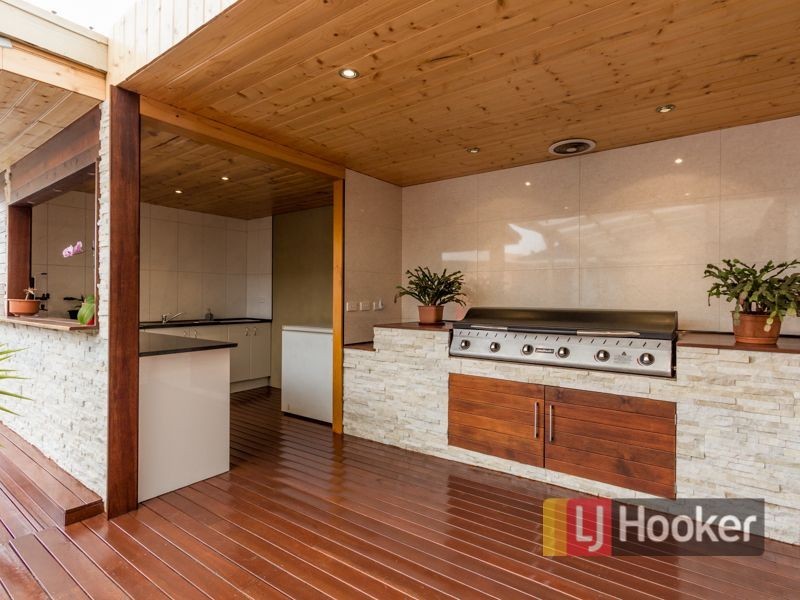 4 Reynolds Court, Endeavour Hills VIC 3802