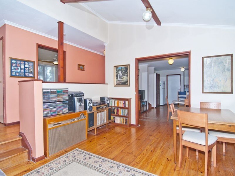 1 Hanover Court, Endeavour Hills VIC 3802