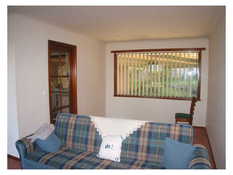 11 Dalvana Court, Hampton Park VIC 3976