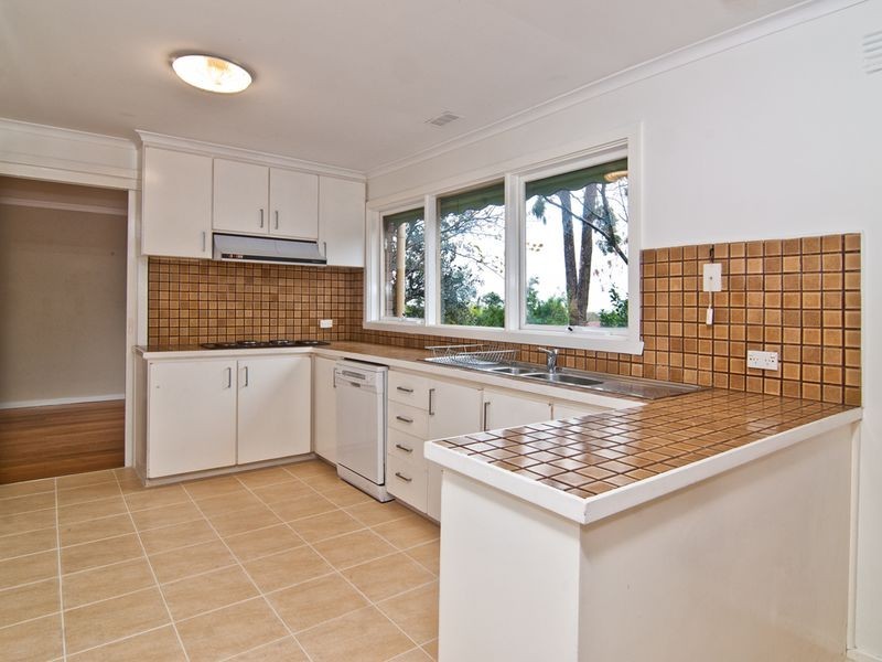 3 Jeffs Court, Endeavour Hills VIC 3802