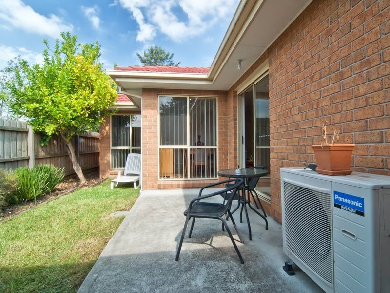 2/12 Burrows Avenue, Dandenong VIC 3175
