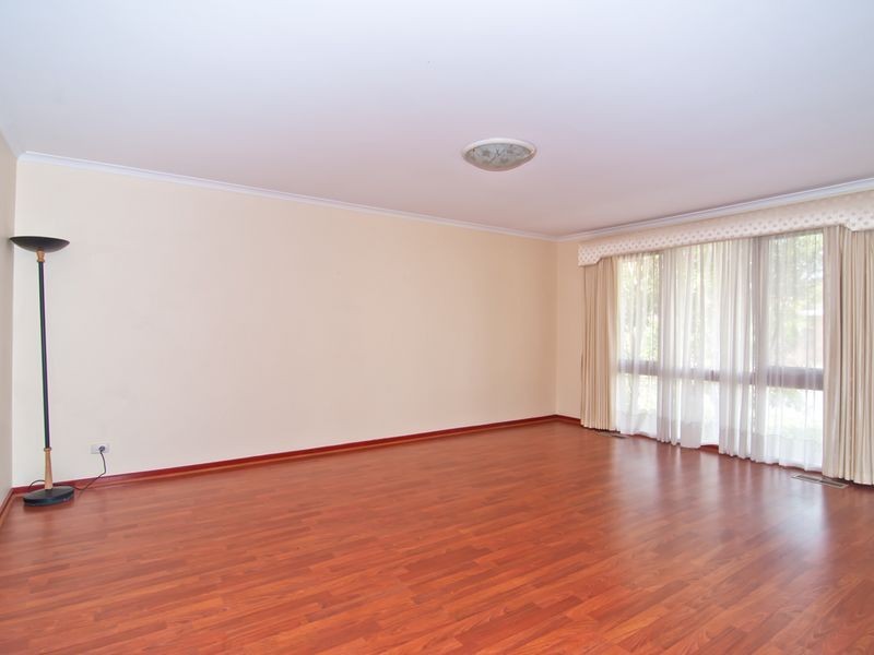 10 Lauriston Drive, Endeavour Hills VIC 3802