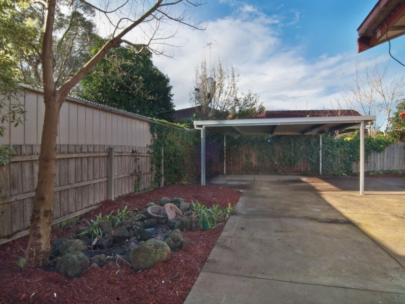 10 Lauriston Drive, Endeavour Hills VIC 3802