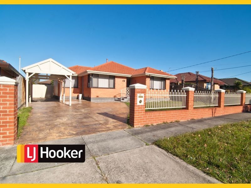 20 Waratah Drive, Dandenong North VIC 3175