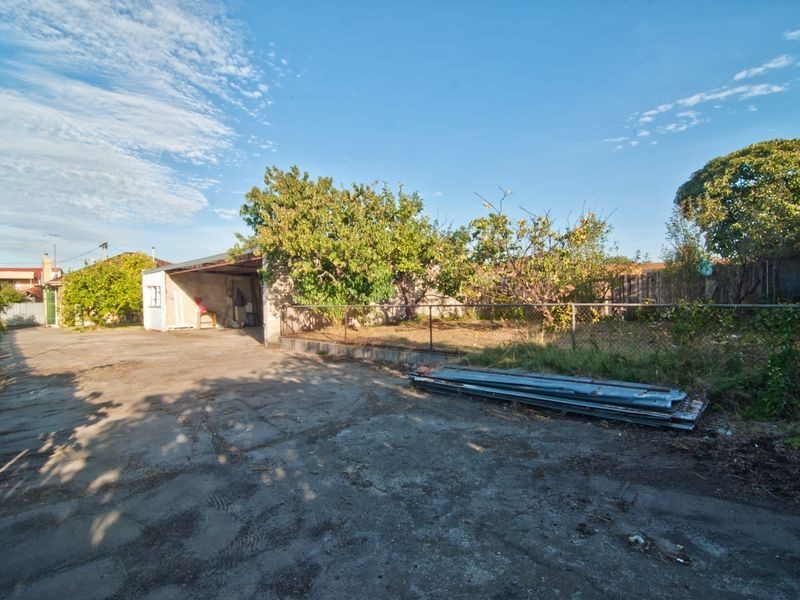 8 Renfree Street, Bangholme VIC 3175