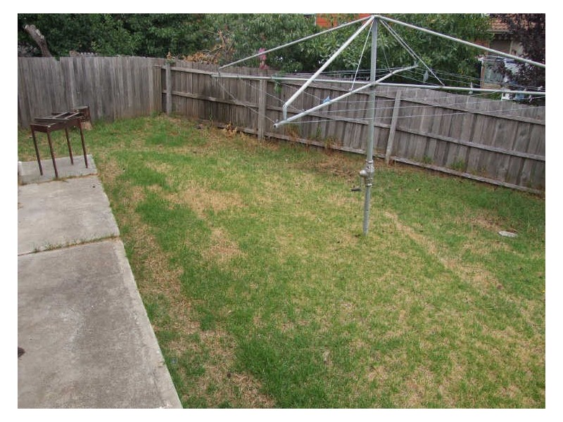 2/14 Jacinta Court, Doveton VIC 3177