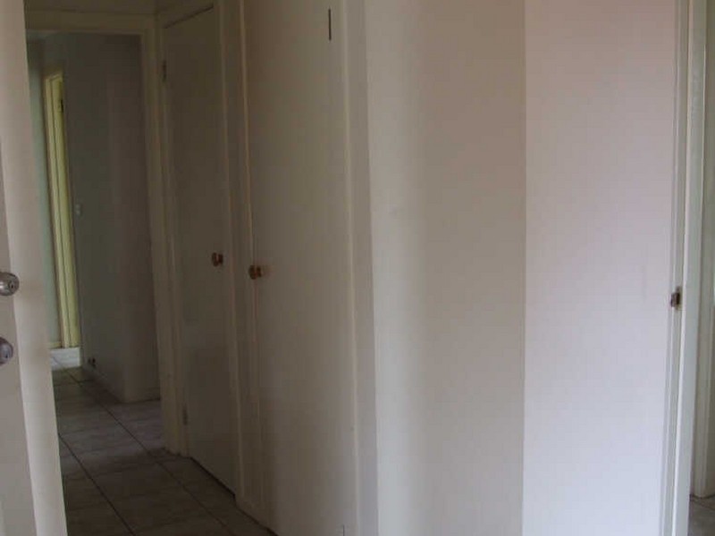 2/14 Jacinta Court, Doveton VIC 3177