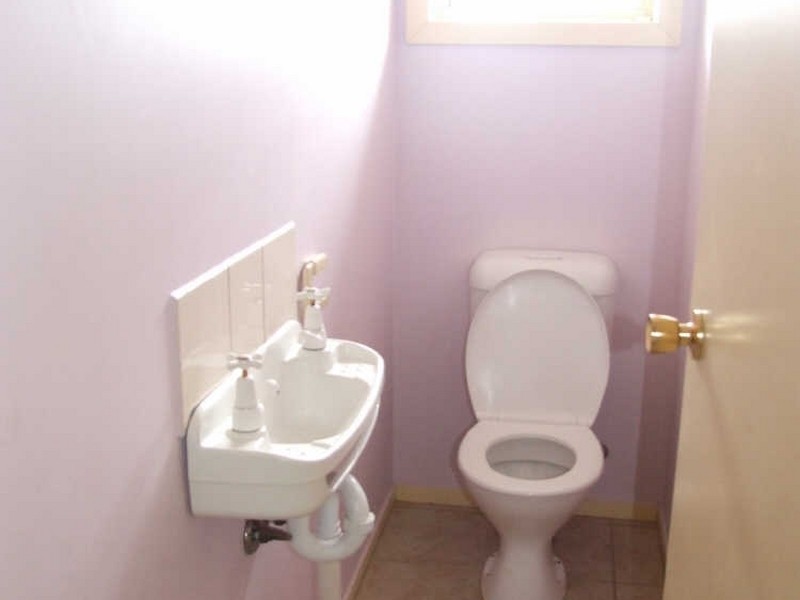 2/14 Jacinta Court, Doveton VIC 3177