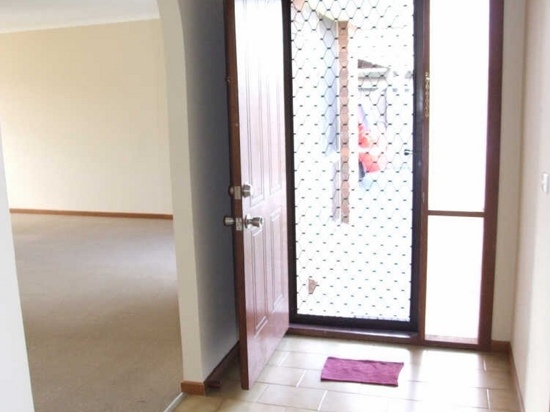 25 Falkiner Crescent, Dandenong VIC 3175