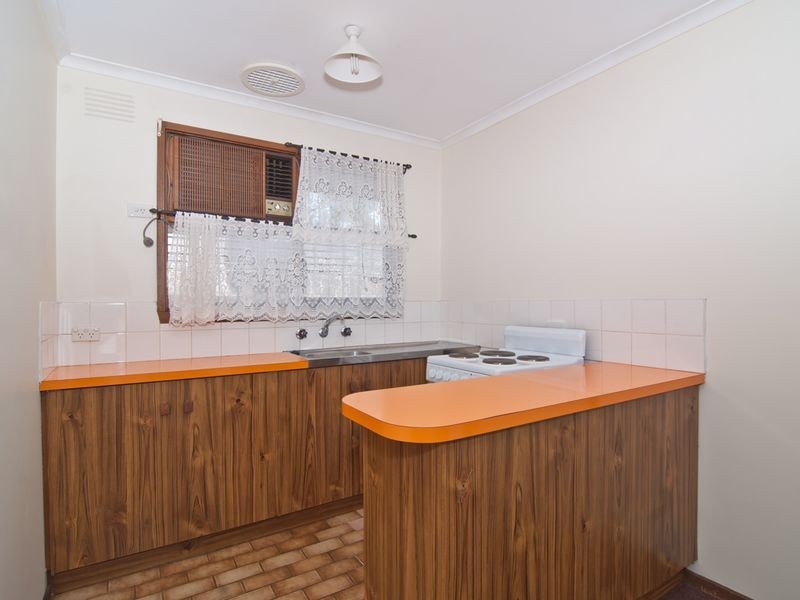 39 Chalcot Drive, Endeavour Hills VIC 3802