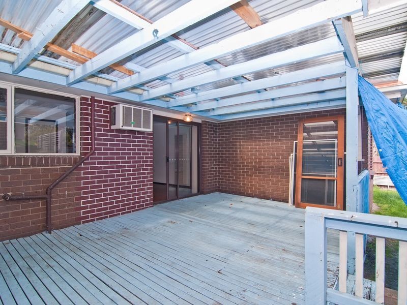 39 Chalcot Drive, Endeavour Hills VIC 3802