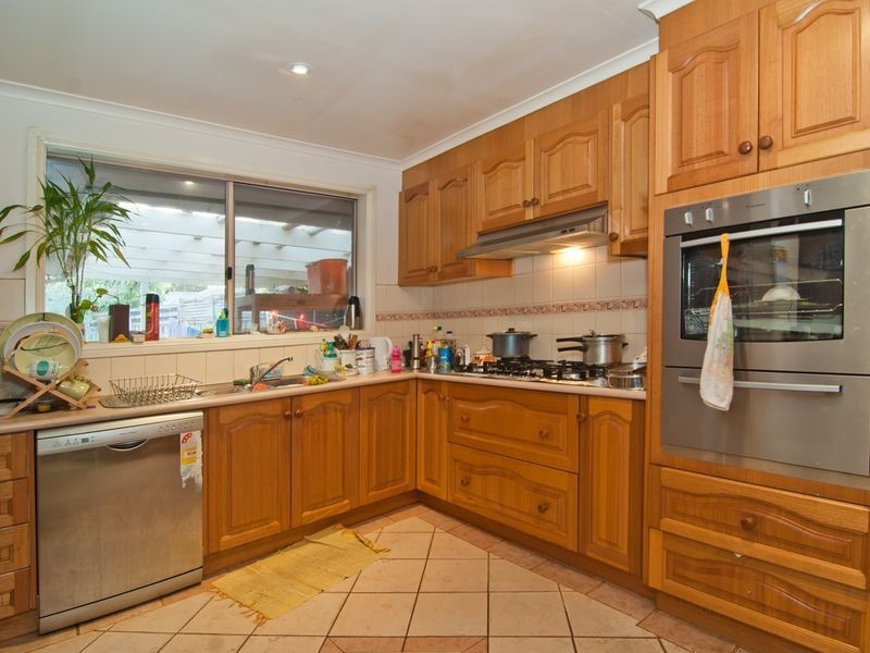 2 Bittern Drive, Endeavour Hills VIC 3802